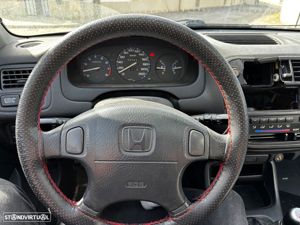 Honda Civic 1.5i LS - 9