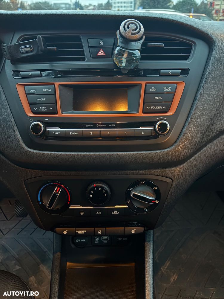Hyundai i20 1.0 T-GDI M/T ISG LED Line - 2