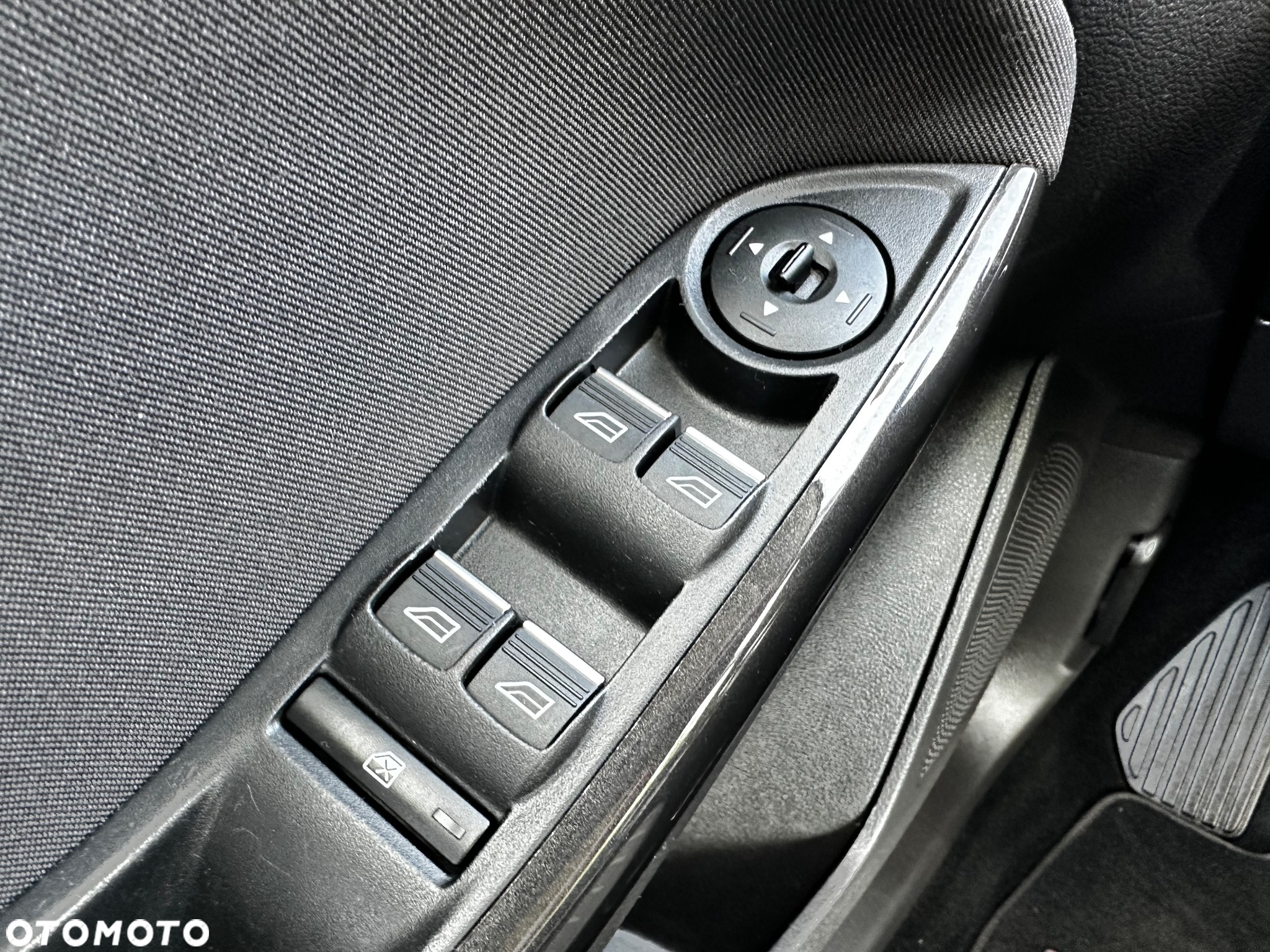 Ford Focus 1.0 EcoBoost Start-Stopp-System Titanium - 36