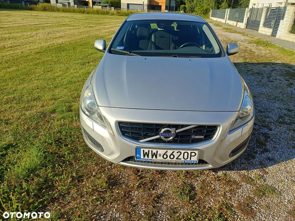 Volvo V60 D3 Geartronic Kinetic - 2
