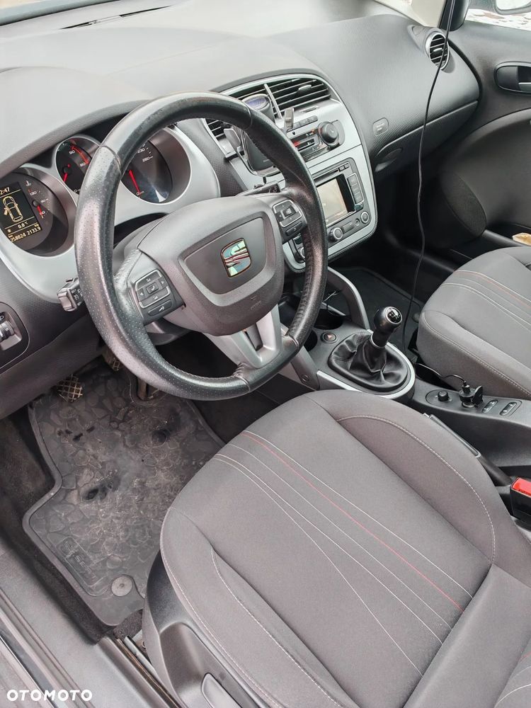 Seat Altea XL 2.0 TDI CR DPF Style Copa - 10