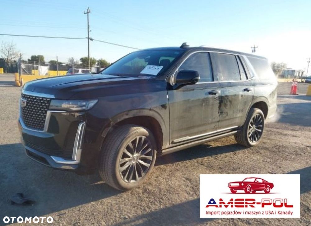 Cadillac Escalade - 1