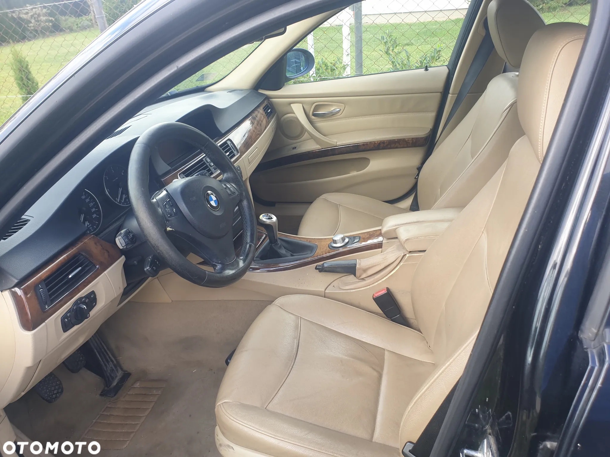 BMW Seria 3 318d - 3