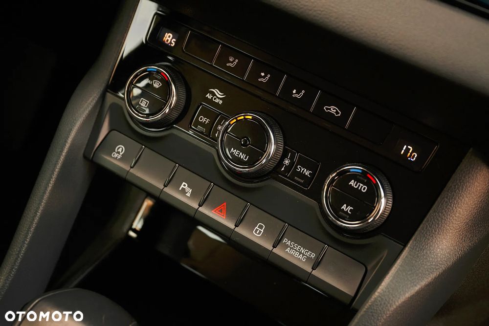 Skoda Karoq 2.0 TDI SCR 4x4 DSG Scout - 29