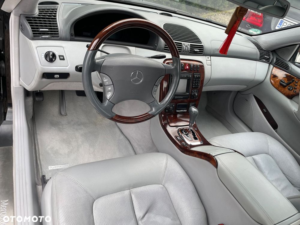 Mercedes-Benz CL - 26