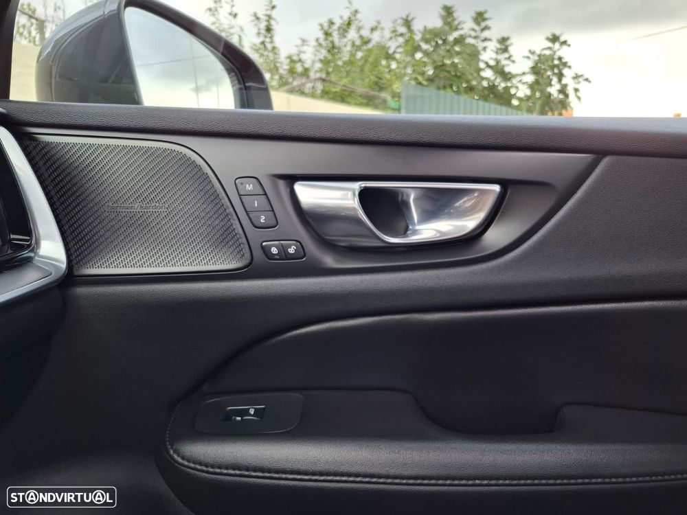 Volvo V60 2.0 T6 AWD TE Plus Bright - 37