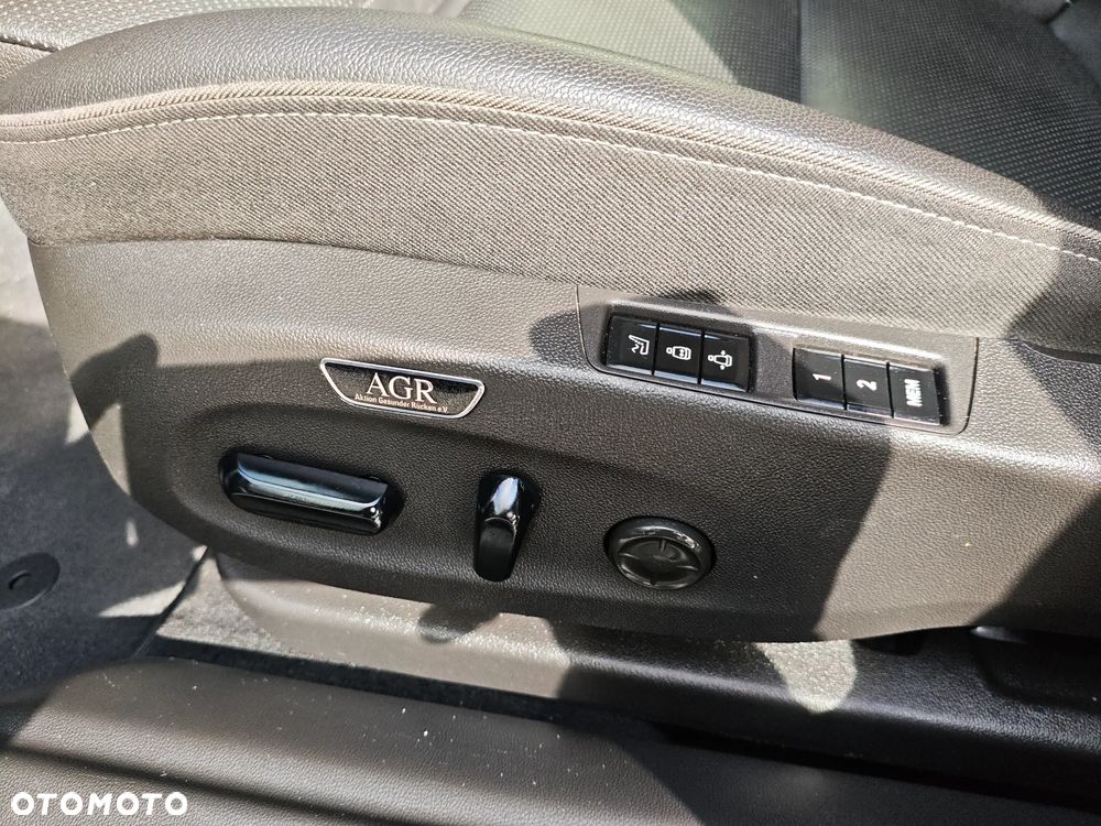 Opel Insignia 2.0 CDTI 4x4 Exclusive S&S - 32