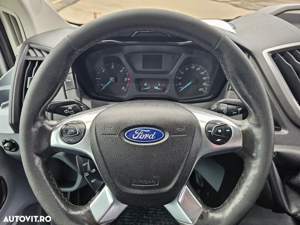 Ford Tranzit - 10
