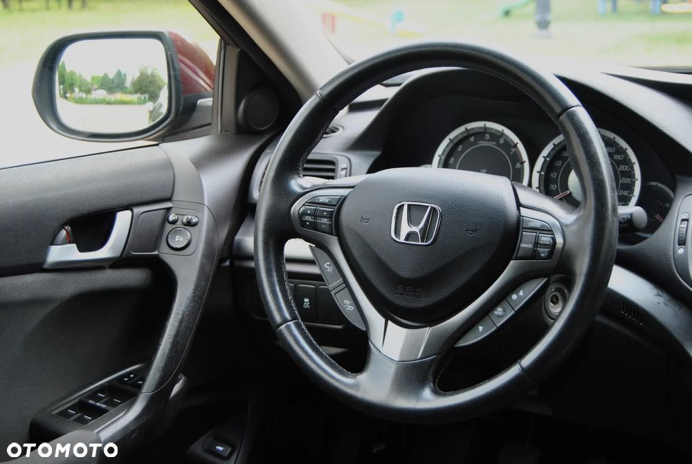 Honda Accord 2.0 Elegance Advantage - 10