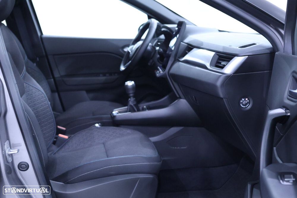 Renault Captur - 23