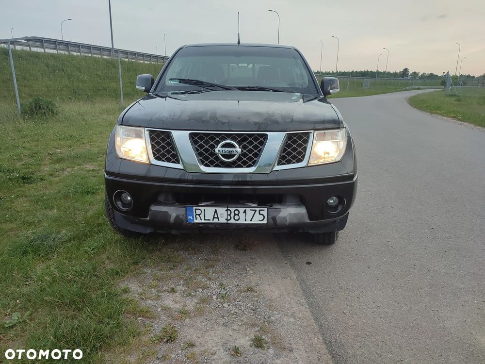 Nissan Navara 2.5 D Platinum - 2
