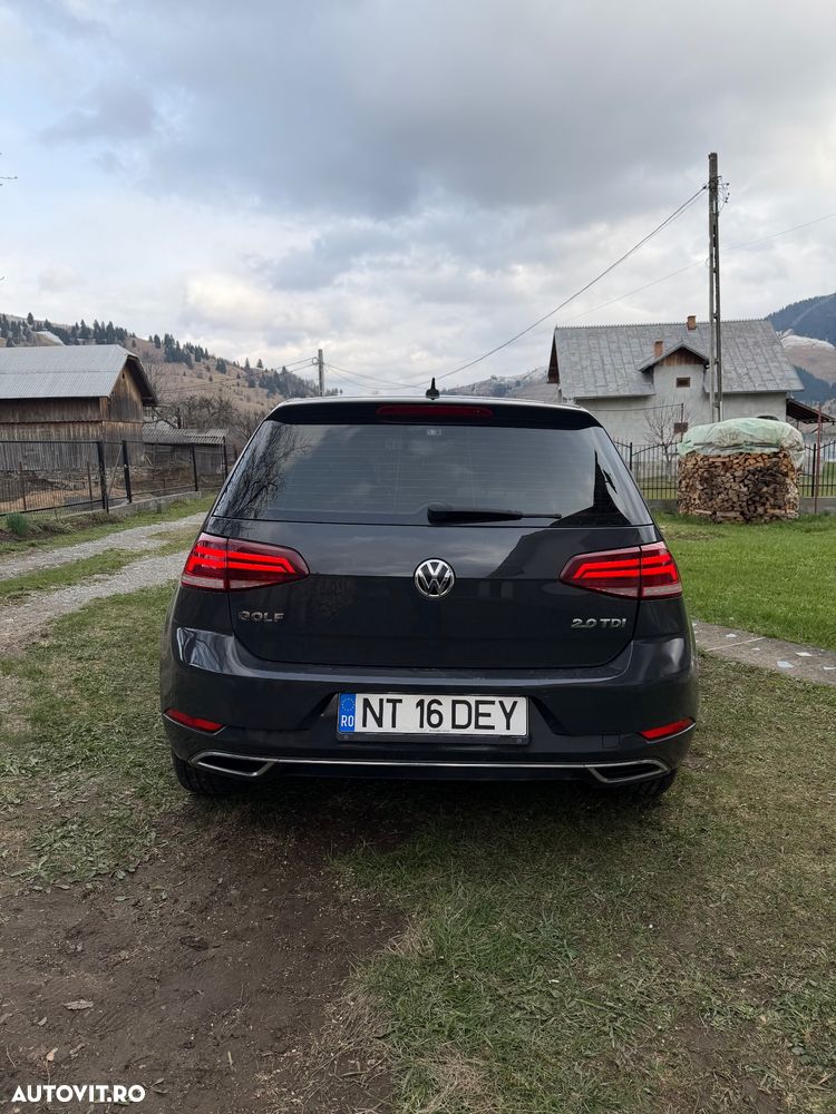 Volkswagen Golf 2.0 TDI DSG Comfortline - 4
