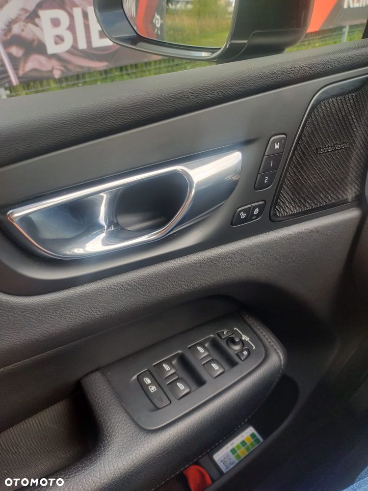 Volvo XC 60 D4 SCR Inscription - 8