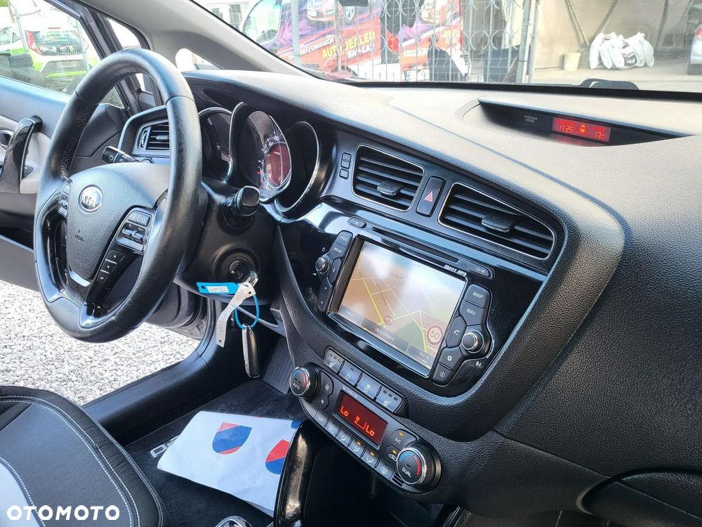 Kia Ceed - 17