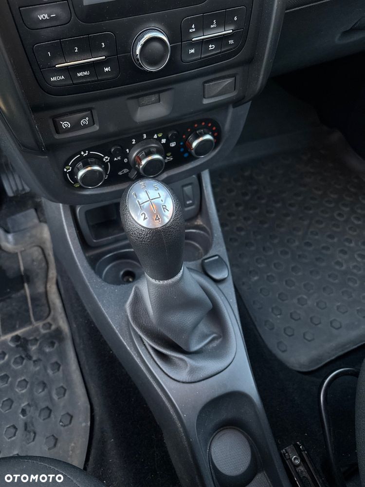 Dacia Duster 1.6 SCe Open S&S - 20