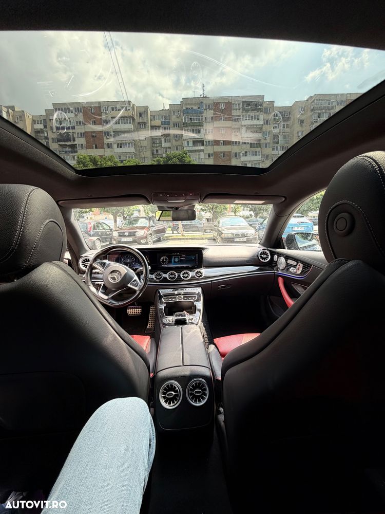 Mercedes-Benz E 400 4MATIC - 9