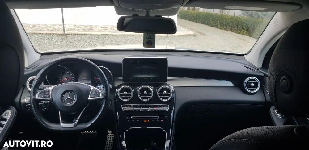 Mercedes-Benz GLC Coupe 250 d 4Matic 9G-TRONIC AMG Line - 7