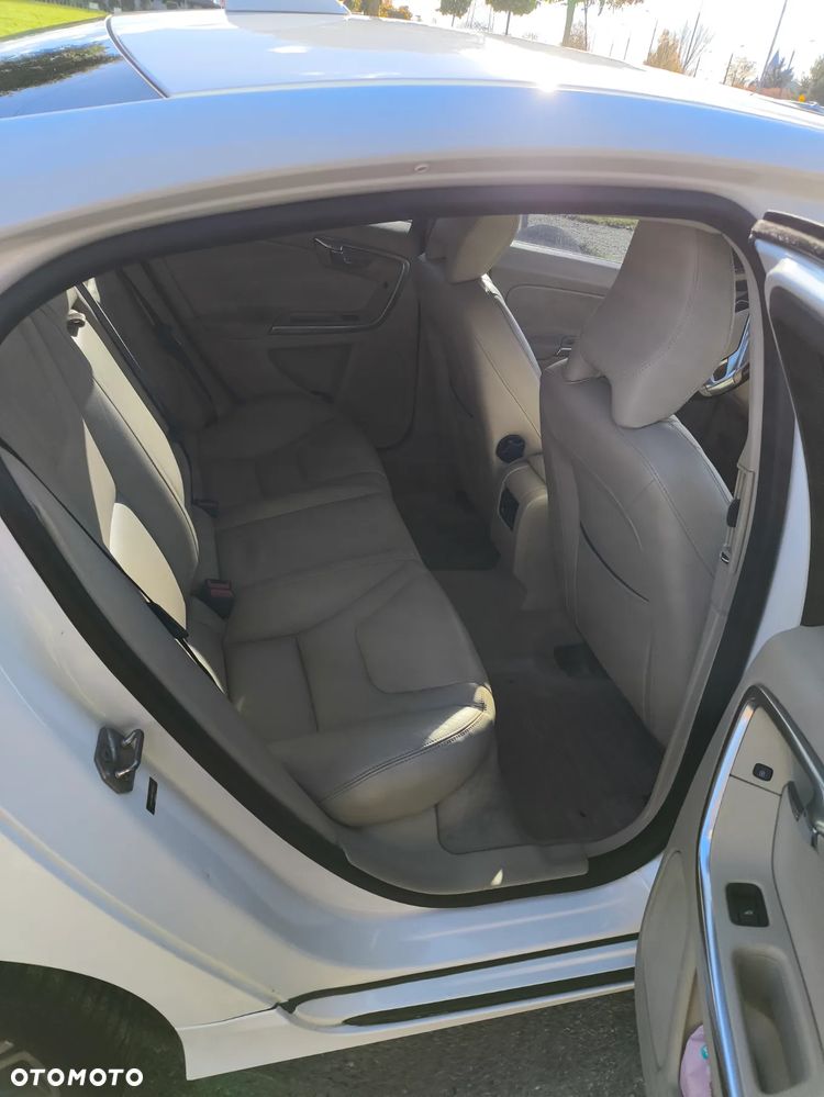 Volvo S60 - 7