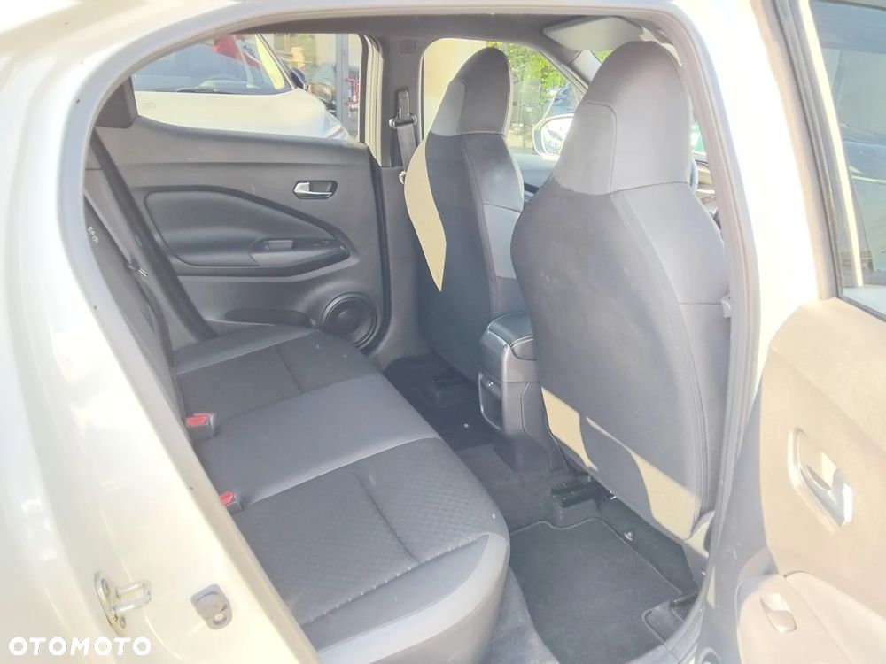 Nissan Juke 1.6 Hybrid N-Connecta AMT - 24