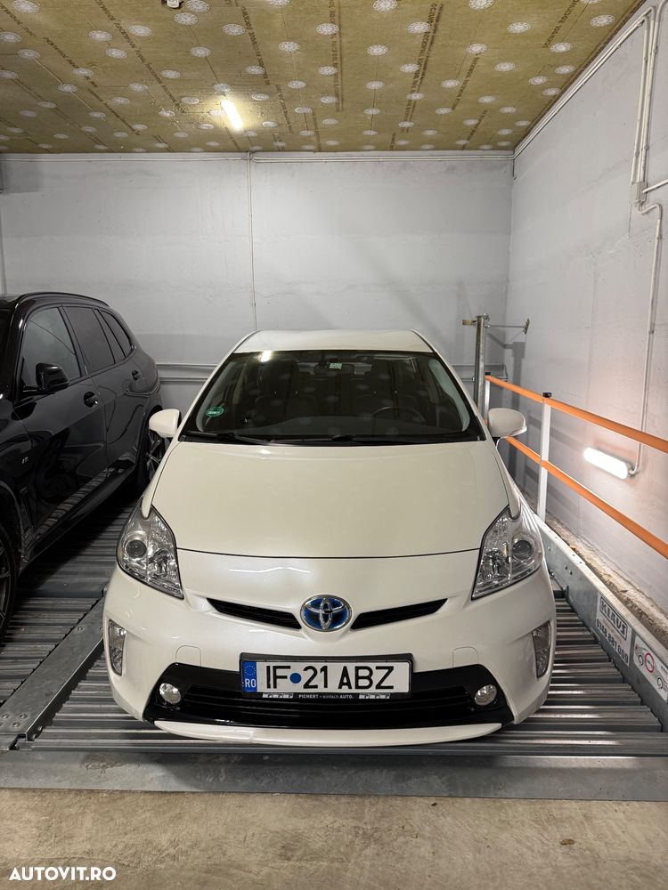Toyota Prius Sol Plus - 14