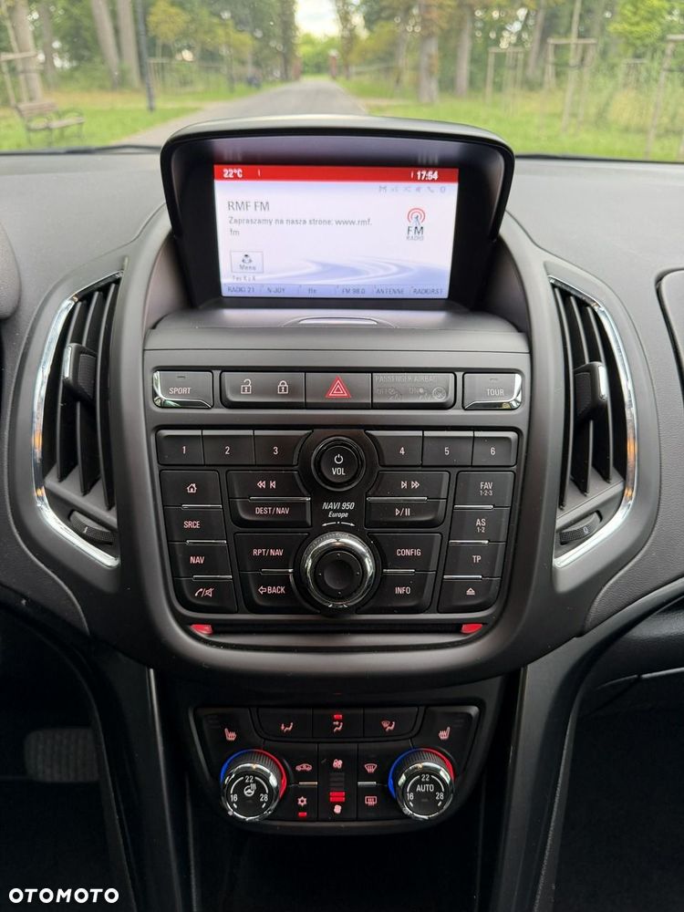 Opel Zafira - 36