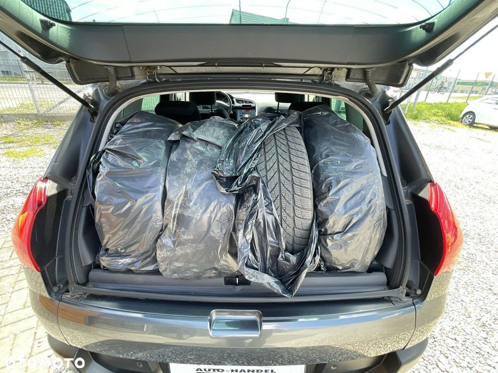 Peugeot 3008 - 16