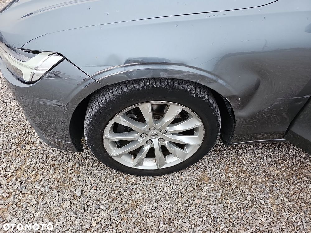 Volvo V90 D4 Momentum - 23