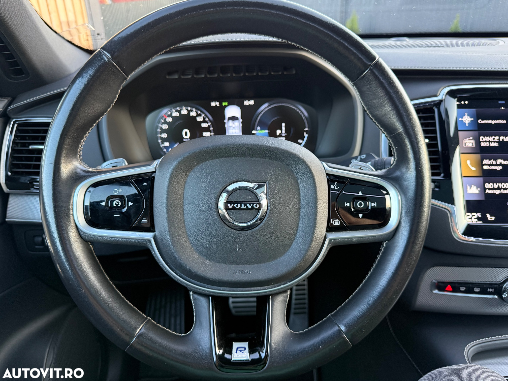 Volvo XC 90 T8 AWD Recharge Geartronic RDesign - 28