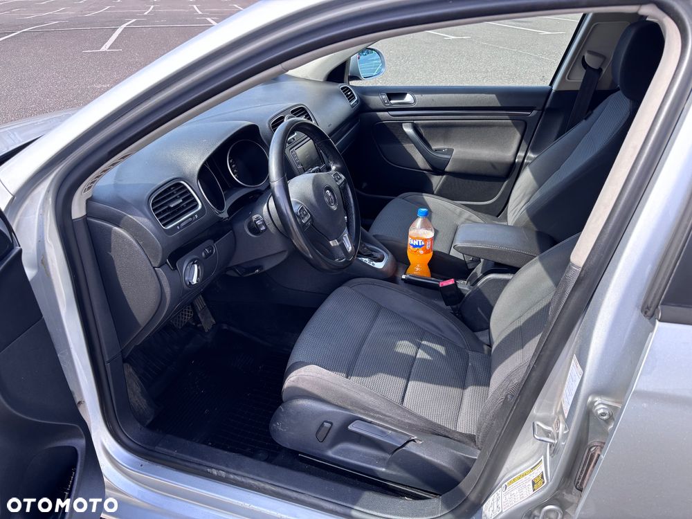 Volkswagen Jetta - 15