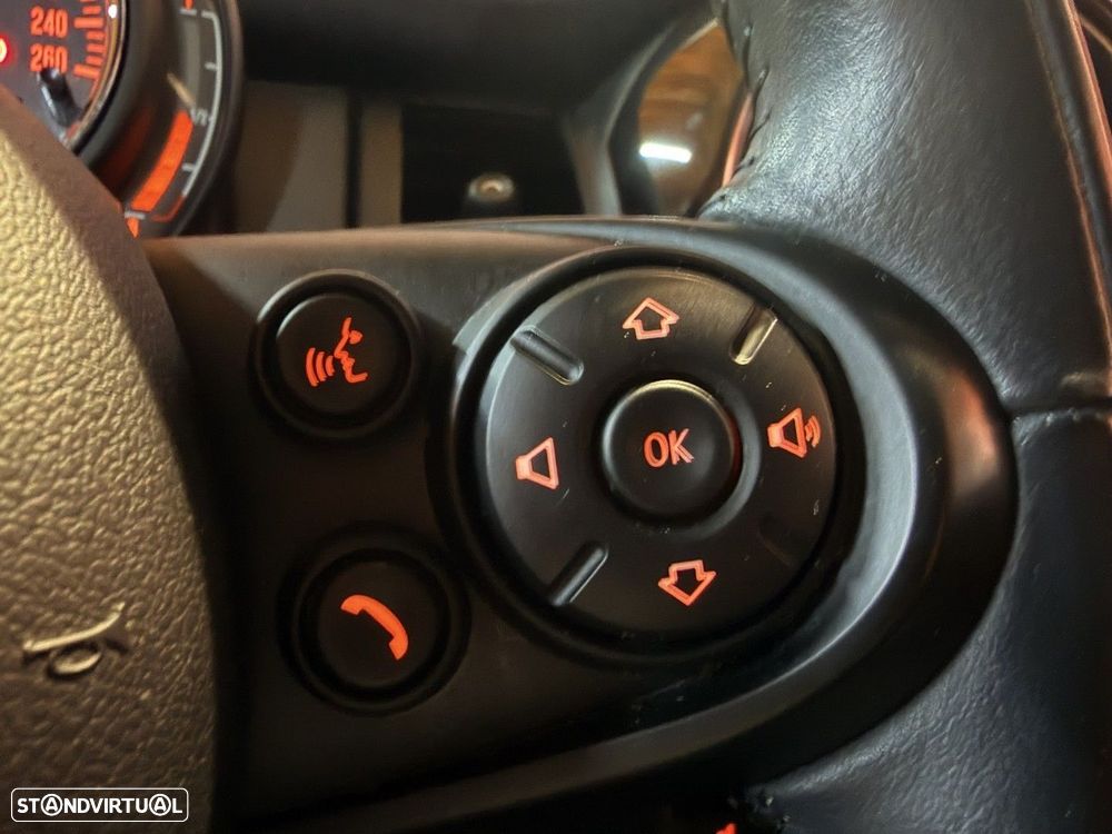 MINI 3 Portas One Sport Edition - 16