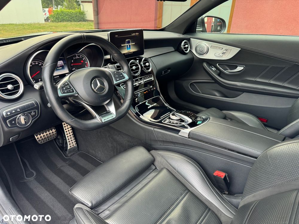 Mercedes-Benz Klasa C AMG 63 AMG Speedshift 7G-MCT - 16
