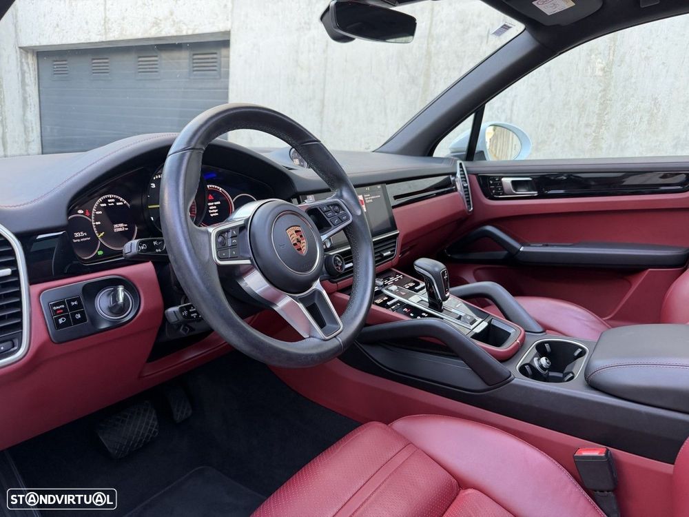 Porsche Cayenne E-Hybrid Platinum Edition - 10