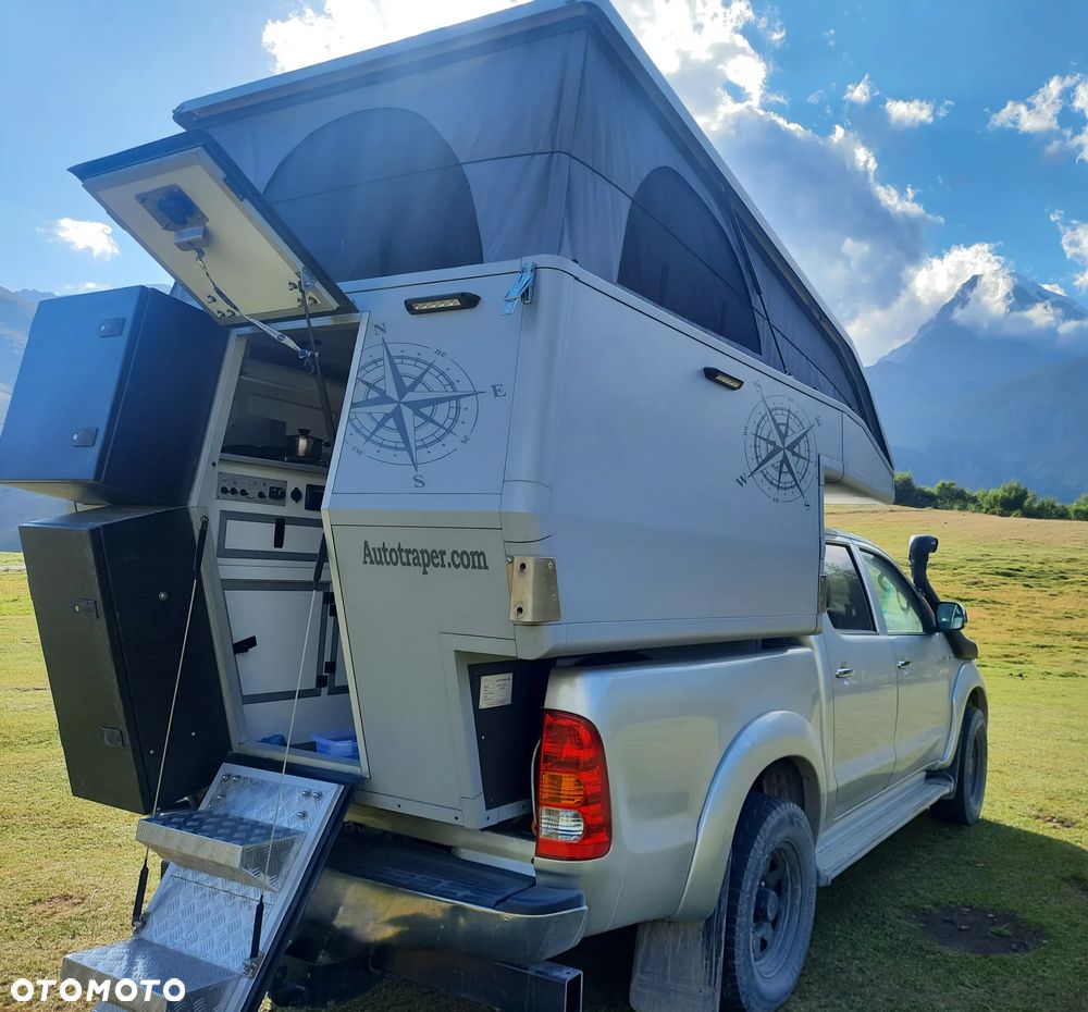 Toyota Hilux 4x4 (4H,4L) kamper wyprawowy - 1