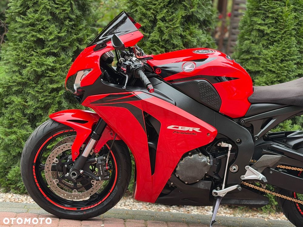 Honda CBR - 19