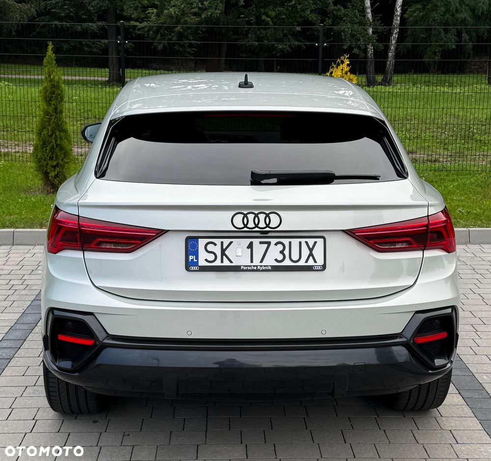 Audi Q3 Sportback - 4