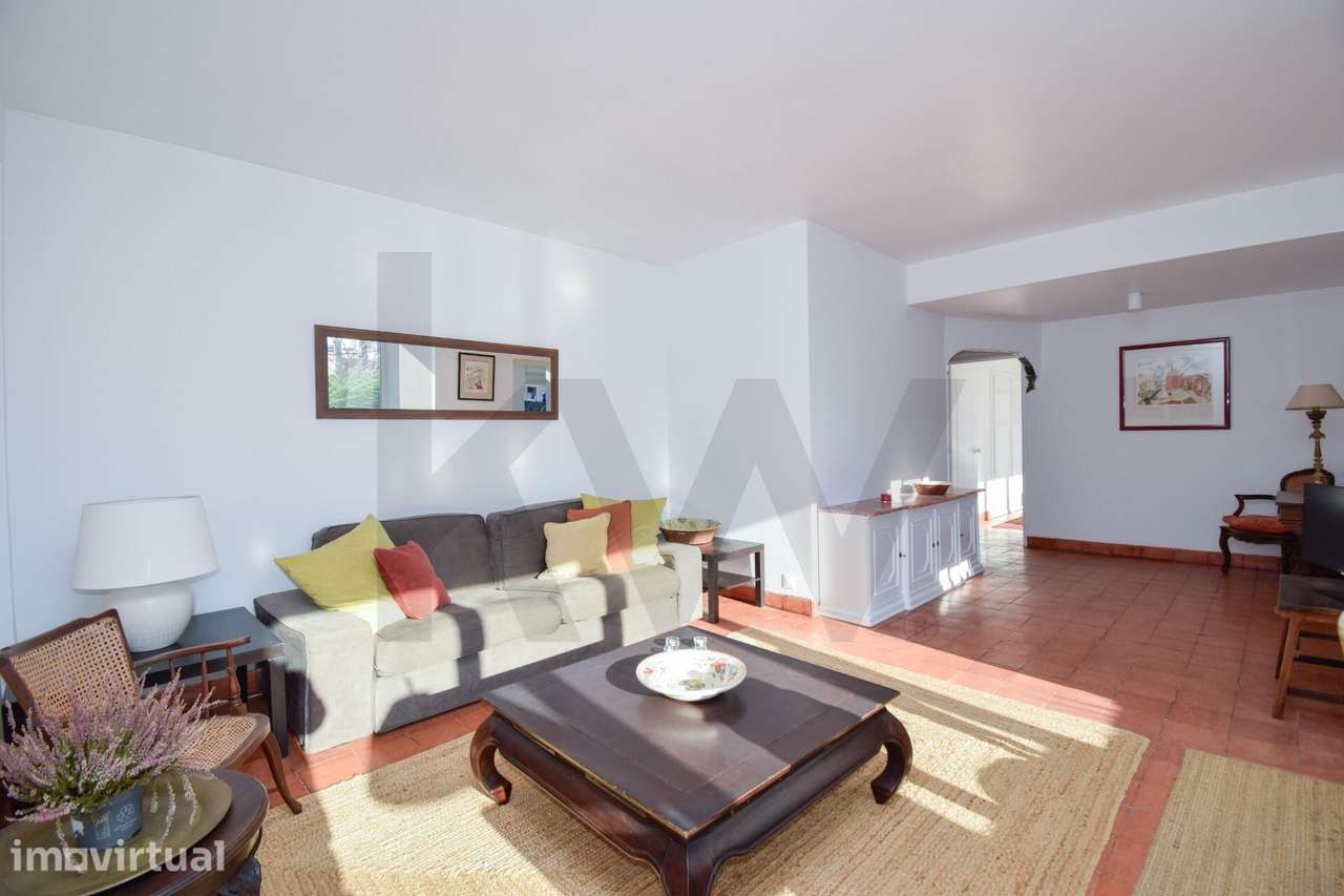 Apartamento T2 à venda em São João do Estoril - Grande imagem: 3/22