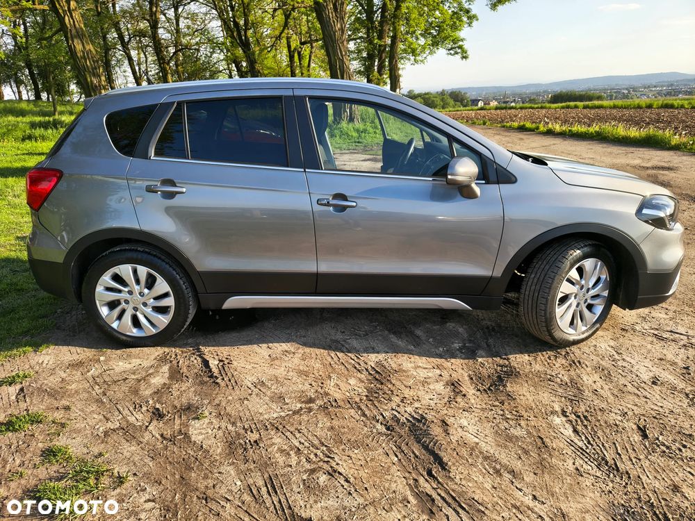 Suzuki SX4 - 10