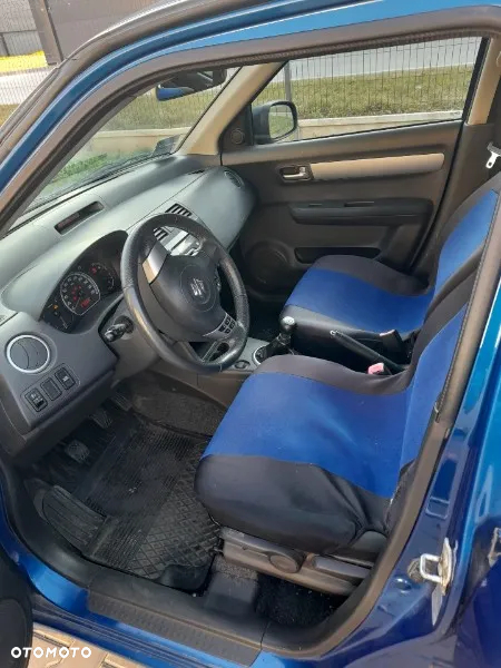 Suzuki Swift 1.3 DDiS Comfort - 6