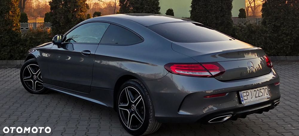 Mercedes-Benz Klasa C 180 AMG Line - 4