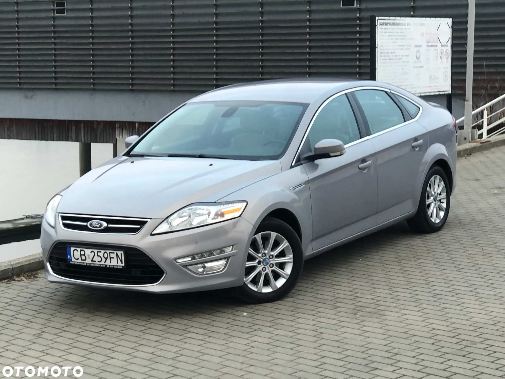 Ford Mondeo - 7