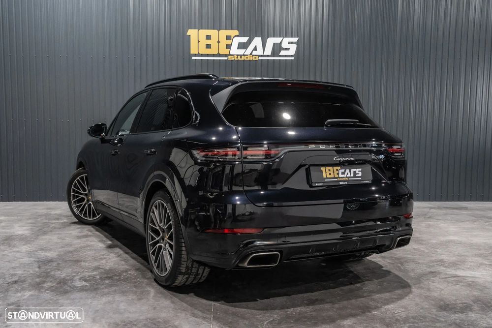 Porsche Cayenne Platinum Edition - 60