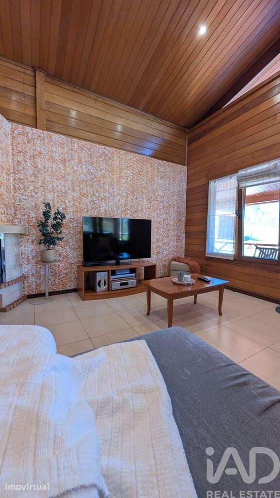 Casa / Villa T4 em Juncal de 354,00 m2 - Grande imagem: 2/26