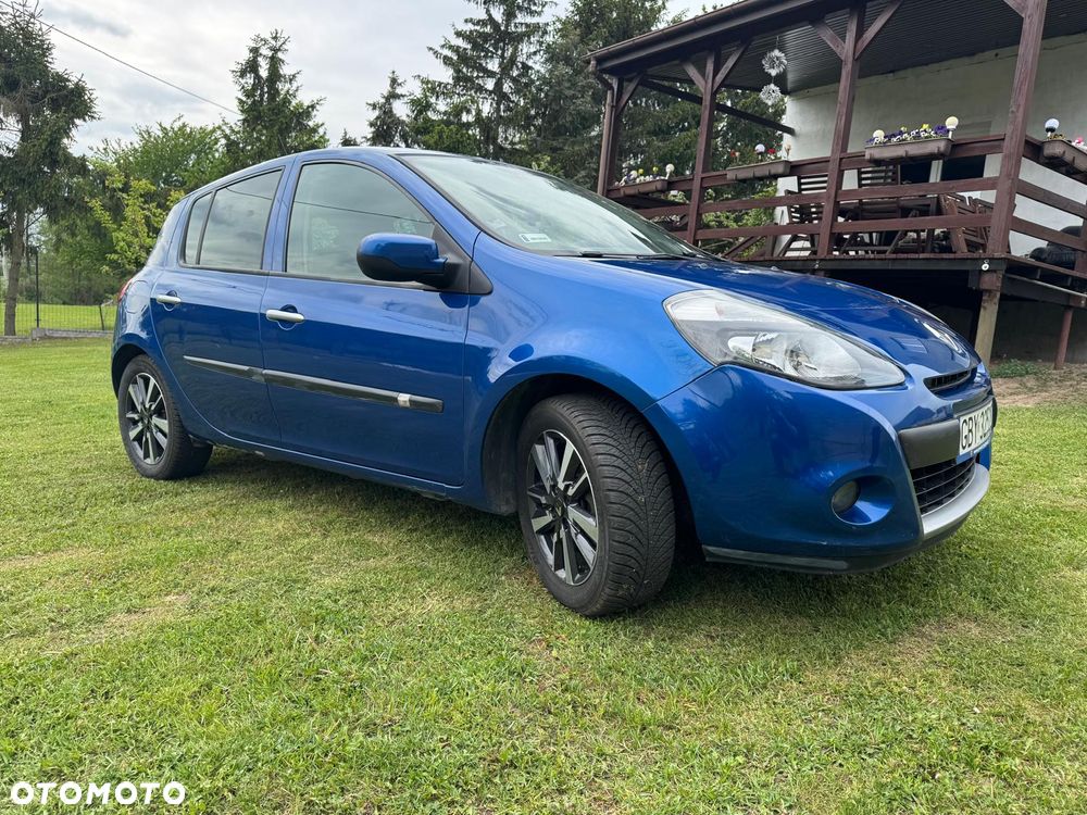 Renault Clio 1.5 dCi Authentique - 4