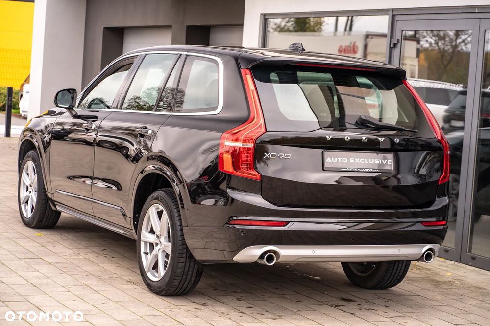 Volvo XC 90 D5 AWD Momentum - 23