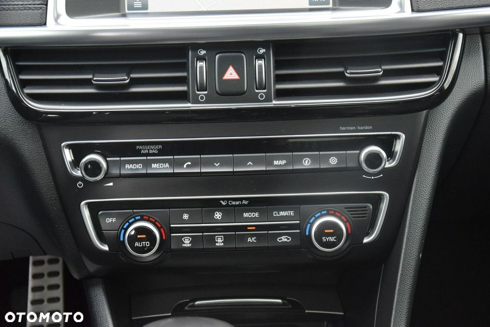 Kia Optima - 30