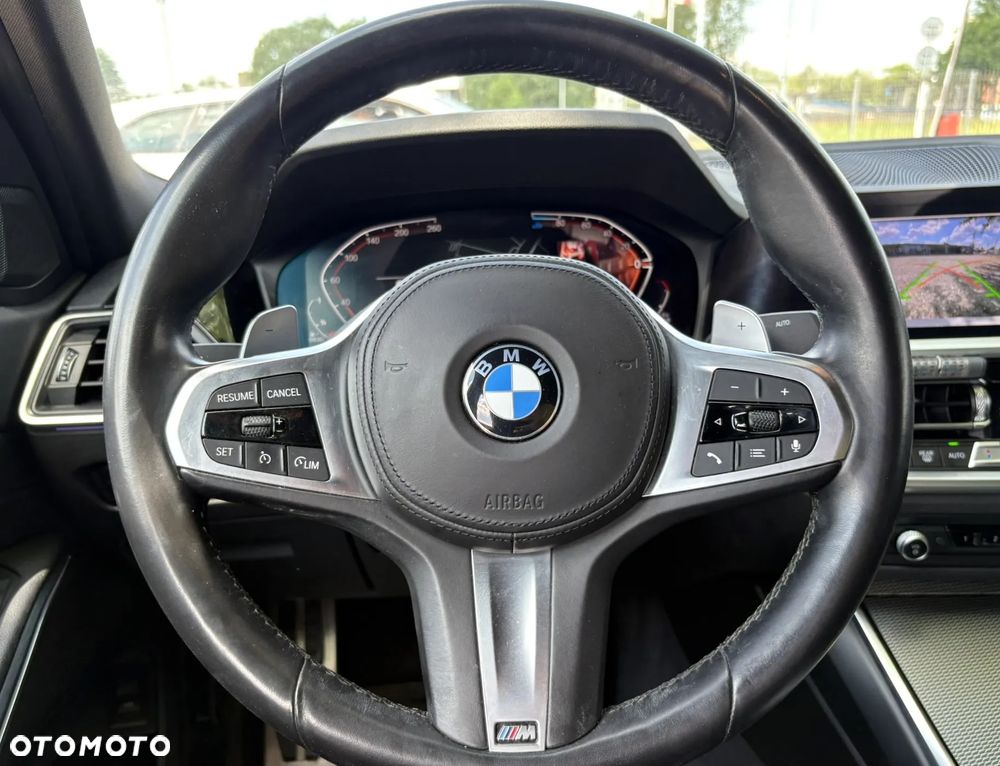 BMW Seria 3 320d xDrive mHEV sport - 11