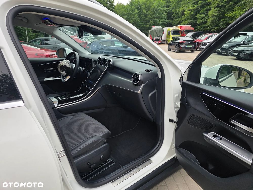 Mercedes-Benz GLC 220 d mHEV 4-Matic Avantgarde - 16