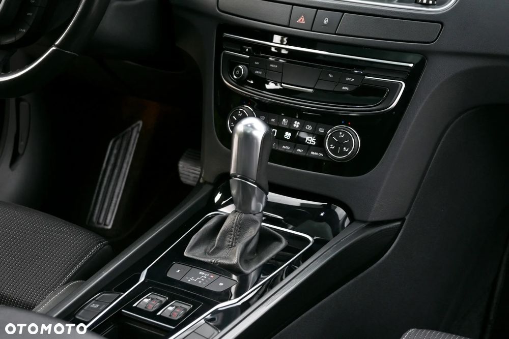 Peugeot 508 RXH BlueHDi 180 EAT6 Stop&Start - 29