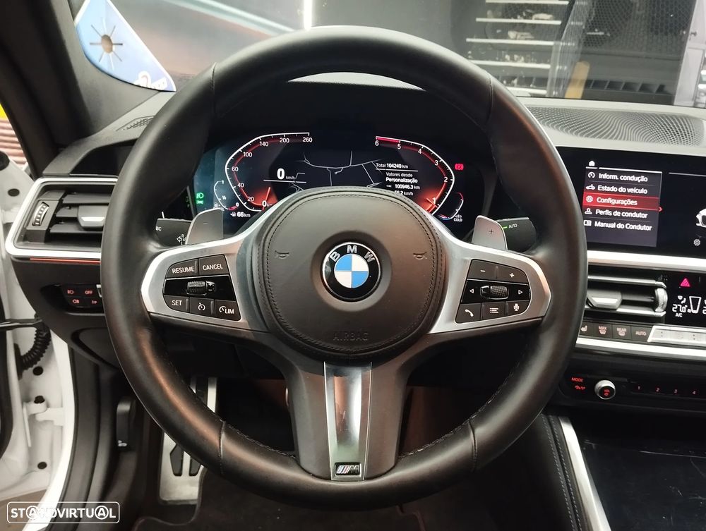 BMW 420 d Desportiva M Auto - 30