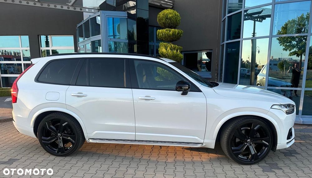 Volvo XC 90 D5 AWD R-Design 7os - 7